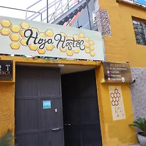 Hoja Hostel Tiran