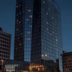 Grand Plaza & Congress Center Otel